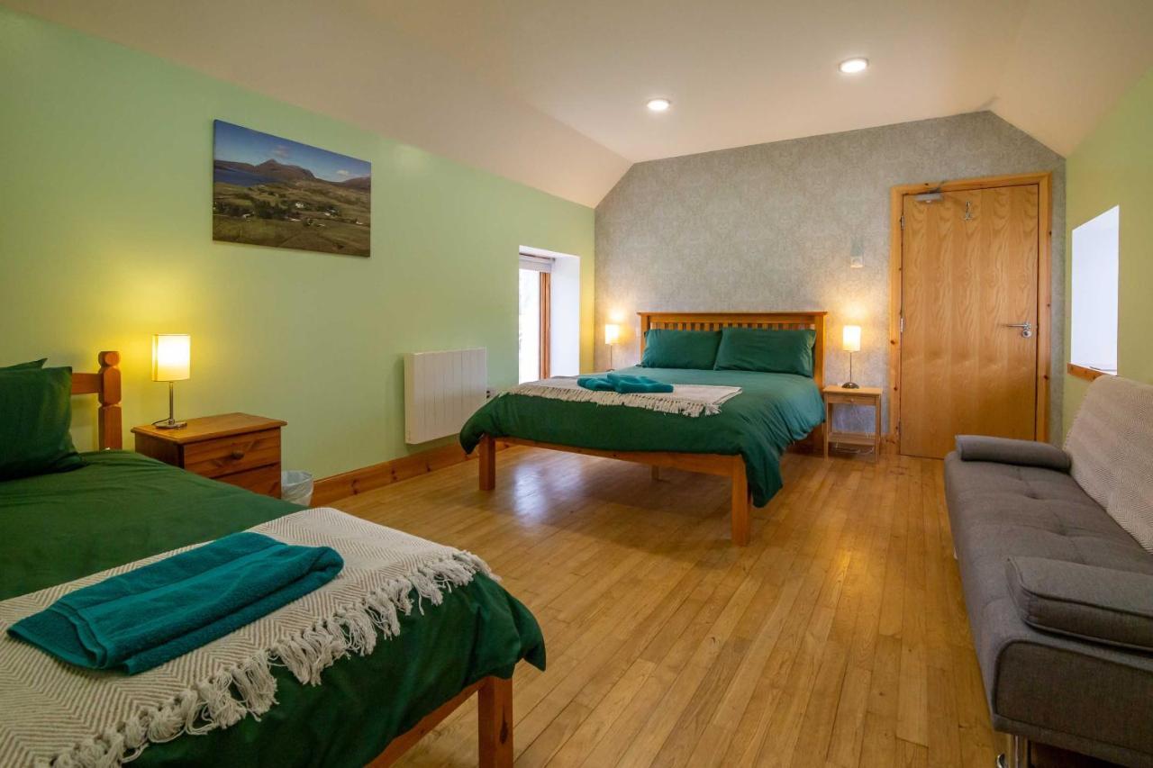 Explorers Hostel *